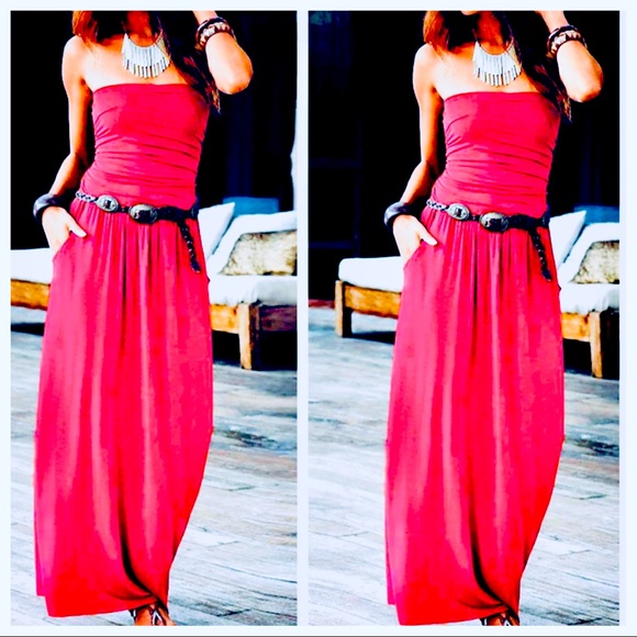 ShopEvelynne Dresses & Skirts - chic tube maxi dress with side pockets
